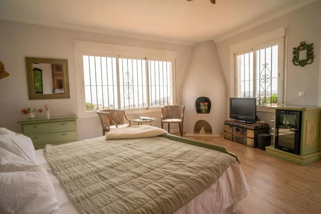 Casa Ancladero Room W Big Balcony And Lovely View Fuengirola Bed & Breakfast
